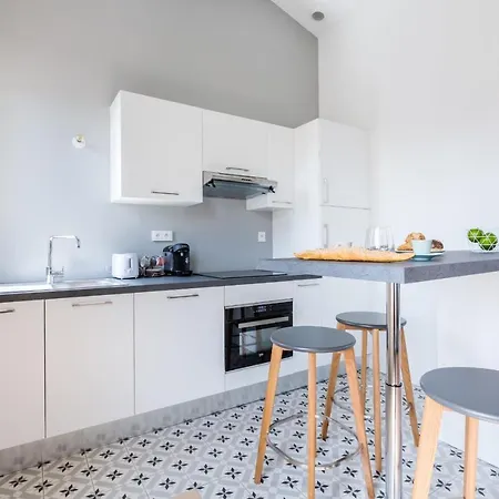 Splendid Flat Located In The Heart Of The Chartrons Near The Quays * בורדו